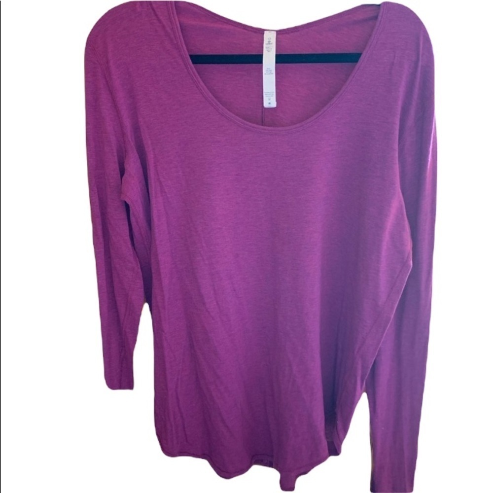 Lululemon 🍋Long Sleeve Purple Top size 12